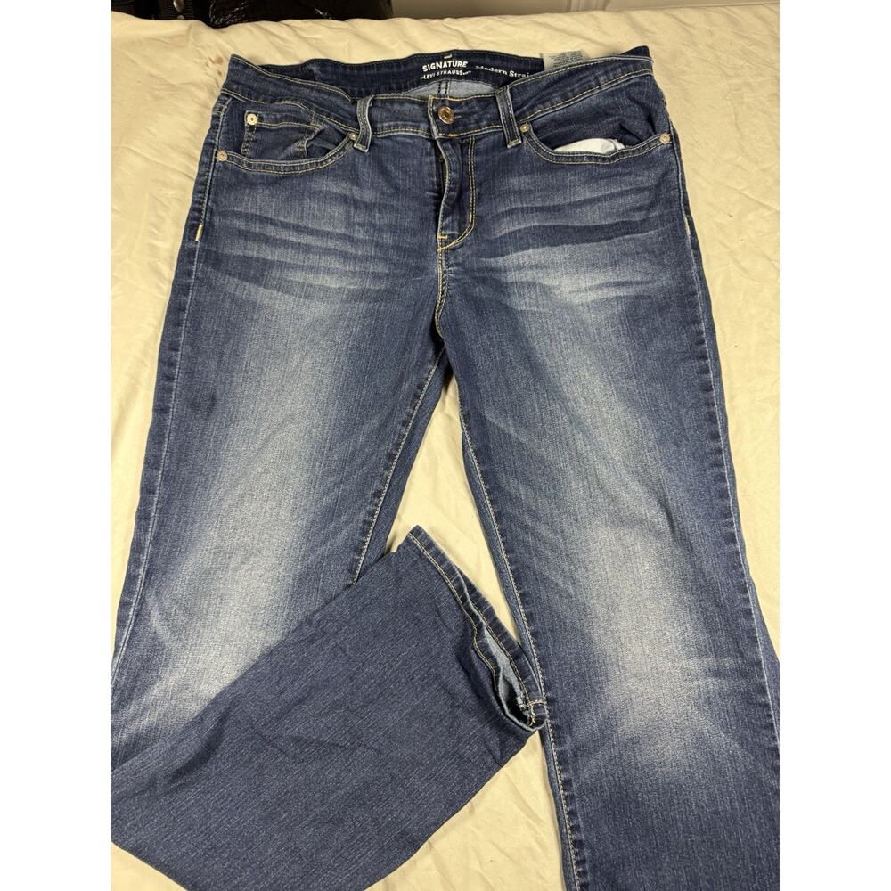 Levi Strauss Signature Modern Straight Jeans Womens 12 Medium Wash Stretch - Picture 2 of 16